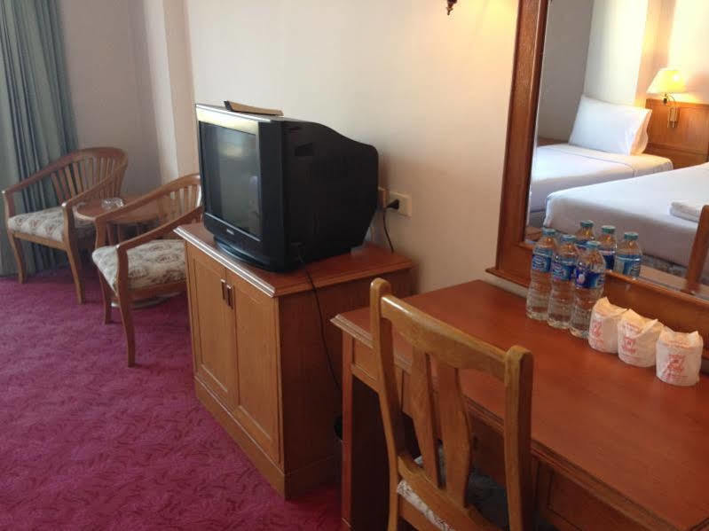 Hatyai Merridian Hotel Hat Yai Exteriör bild